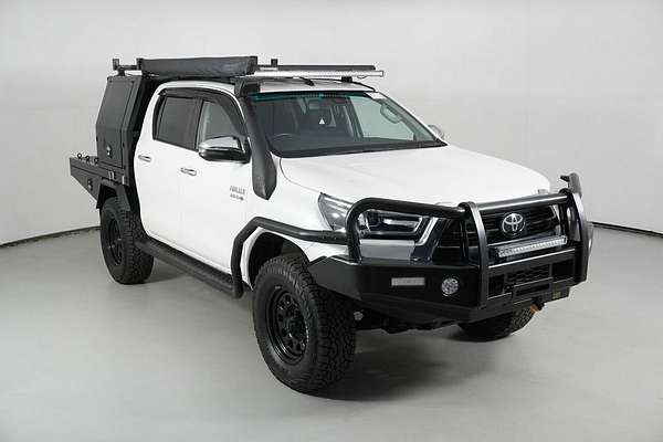 2021 Toyota Hilux SR5 (4x4) GUN126R Facelift 4X4