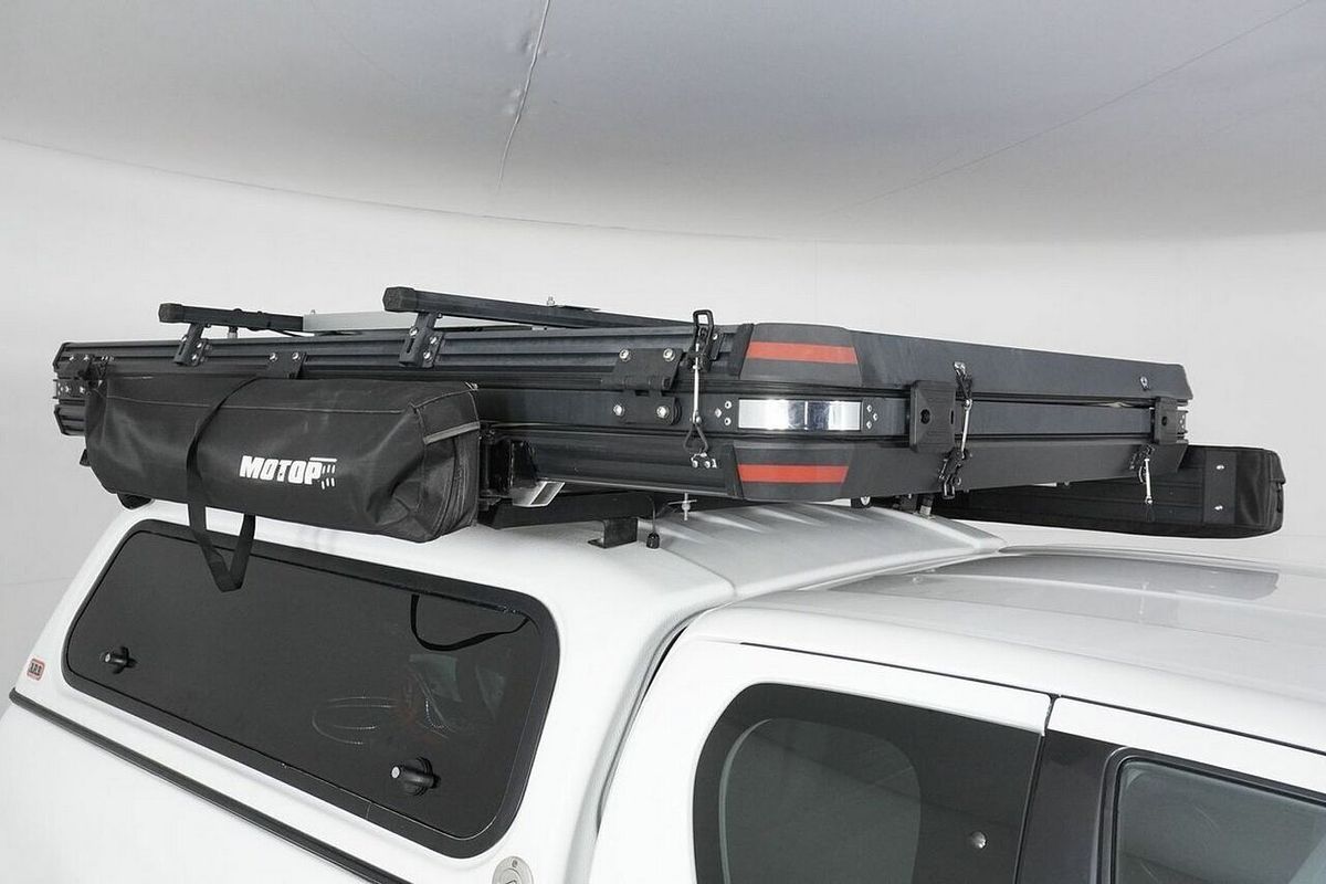 2021 Toyota Hilux SR (4x4) GUN126R Facelift 4X4