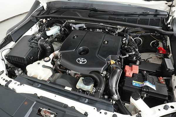 2021 Toyota Hilux SR (4x4) GUN126R Facelift 4X4