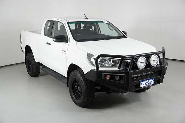 2019 Toyota Hilux SR (4x4) GUN126R MY19 4X4