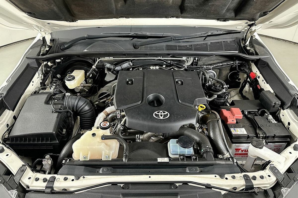 2024 Toyota Hilux SR (4x4) GUN126R 4X4