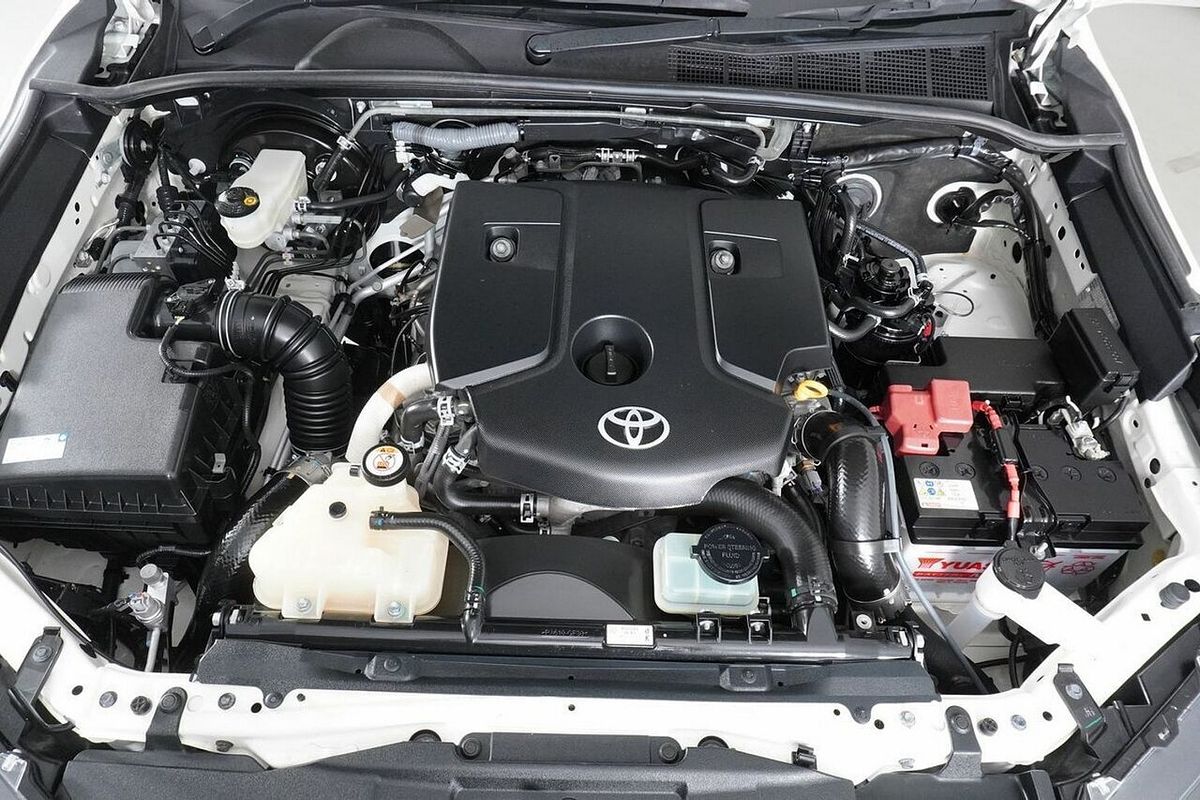 2021 Toyota Hilux SR (4x4) GUN126R Facelift 4X4