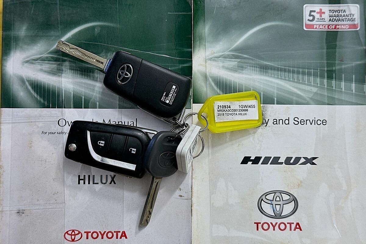 2019 Toyota Hilux SR (4x4) GUN126R MY19 4X4