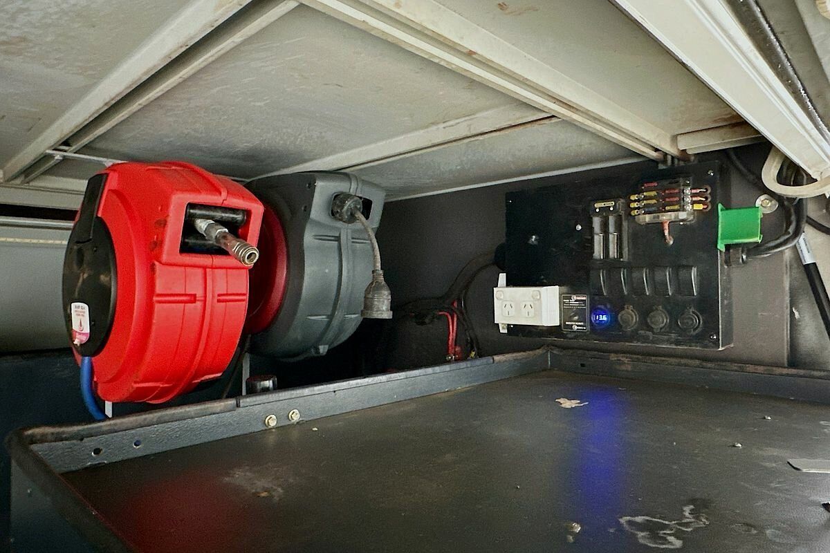 2021 Toyota Hilux SR5 (4x4) GUN126R Facelift 4X4