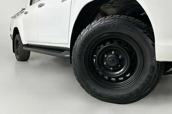 2017 Toyota Hilux SR (4x4) GUN126R MY17 4X4