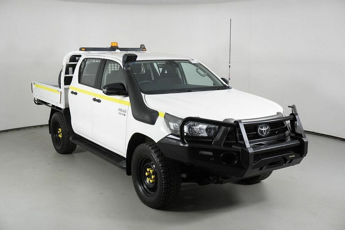 2021 Toyota Hilux SR (4x4) GUN126R Facelift 4X4