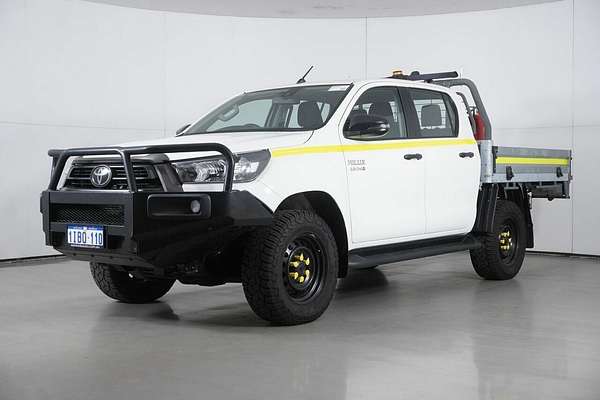 2020 Toyota Hilux SR (4x4) GUN126R Facelift 4X4