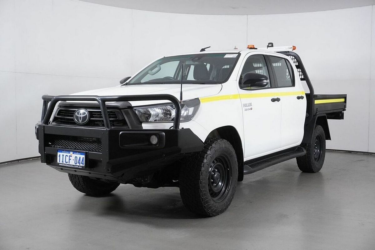 2021 Toyota Hilux SR (4x4) GUN126R Facelift 4X4