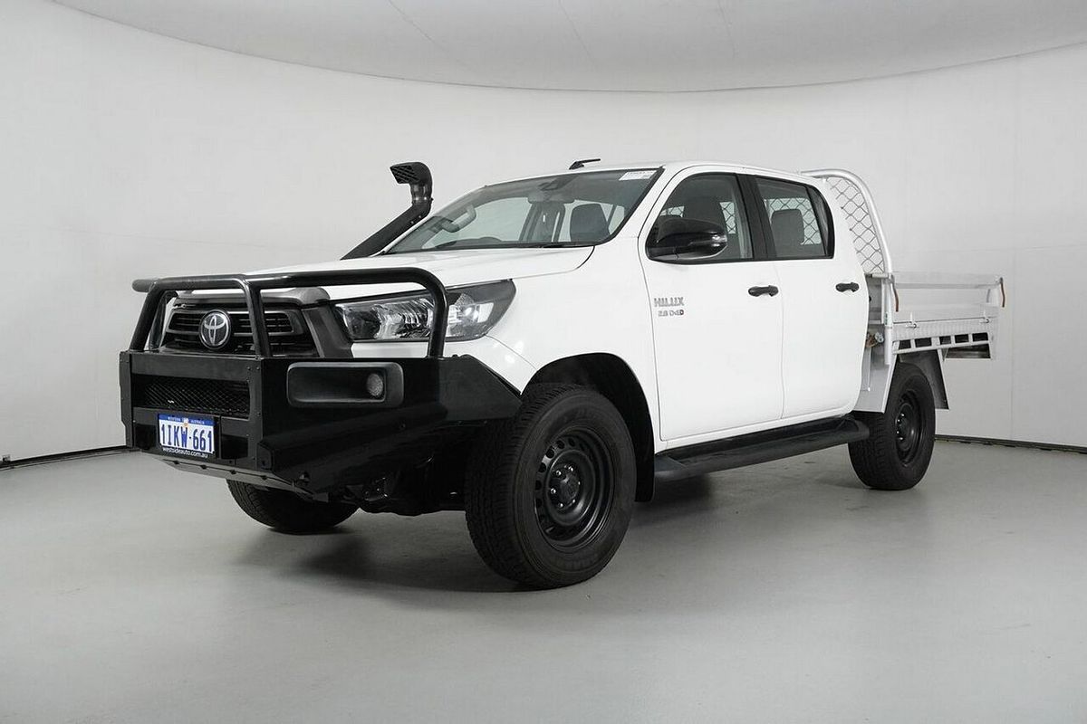 2021 Toyota Hilux SR (4x4) GUN126R Facelift 4X4
