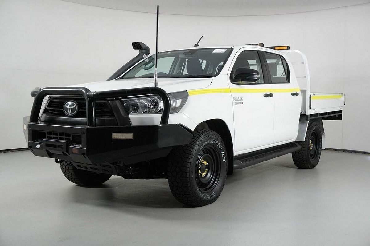 2021 Toyota Hilux SR (4x4) GUN126R Facelift 4X4