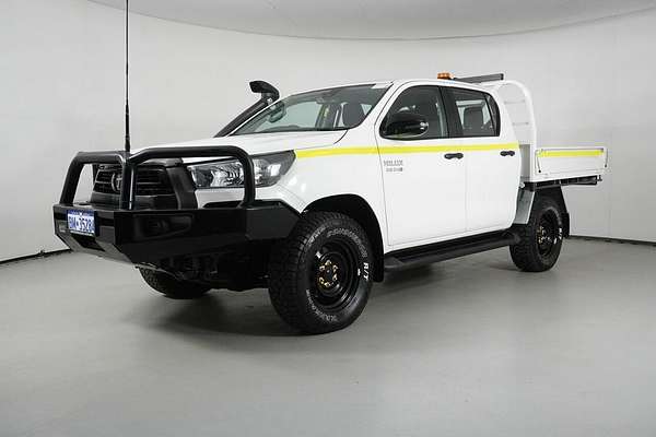 2022 Toyota Hilux SR (4x4) Steel Wheels GUN126R 4X4