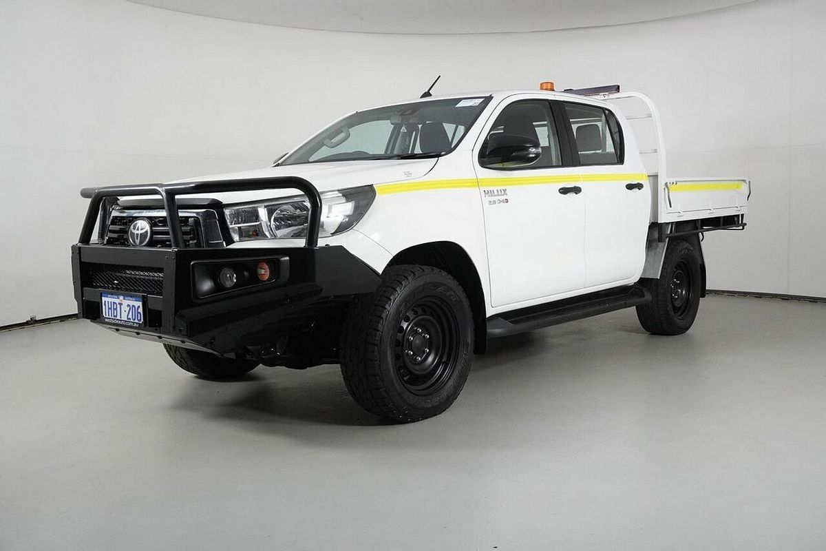2020 Toyota Hilux SR (4x4) GUN126R Facelift 4X4
