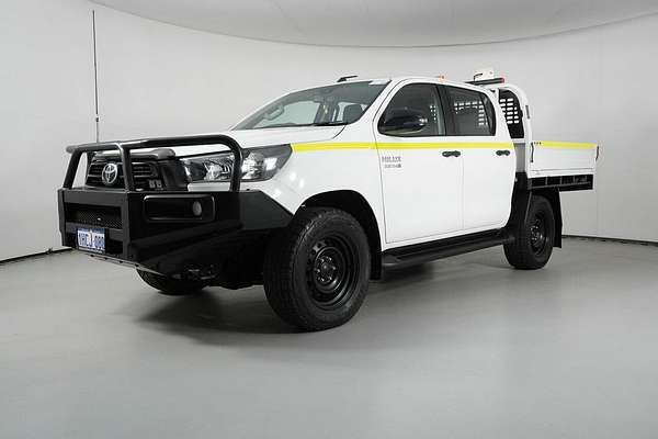 2020 Toyota Hilux SR (4x4) GUN126R Facelift 4X4