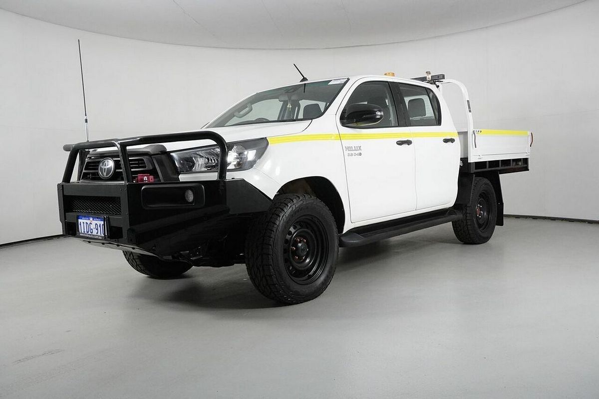 2020 Toyota Hilux SR (4x4) GUN126R Facelift 4X4