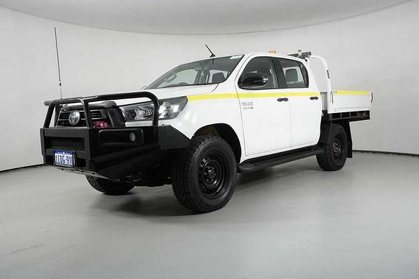 2020 Toyota Hilux SR (4x4) GUN126R Facelift 4X4