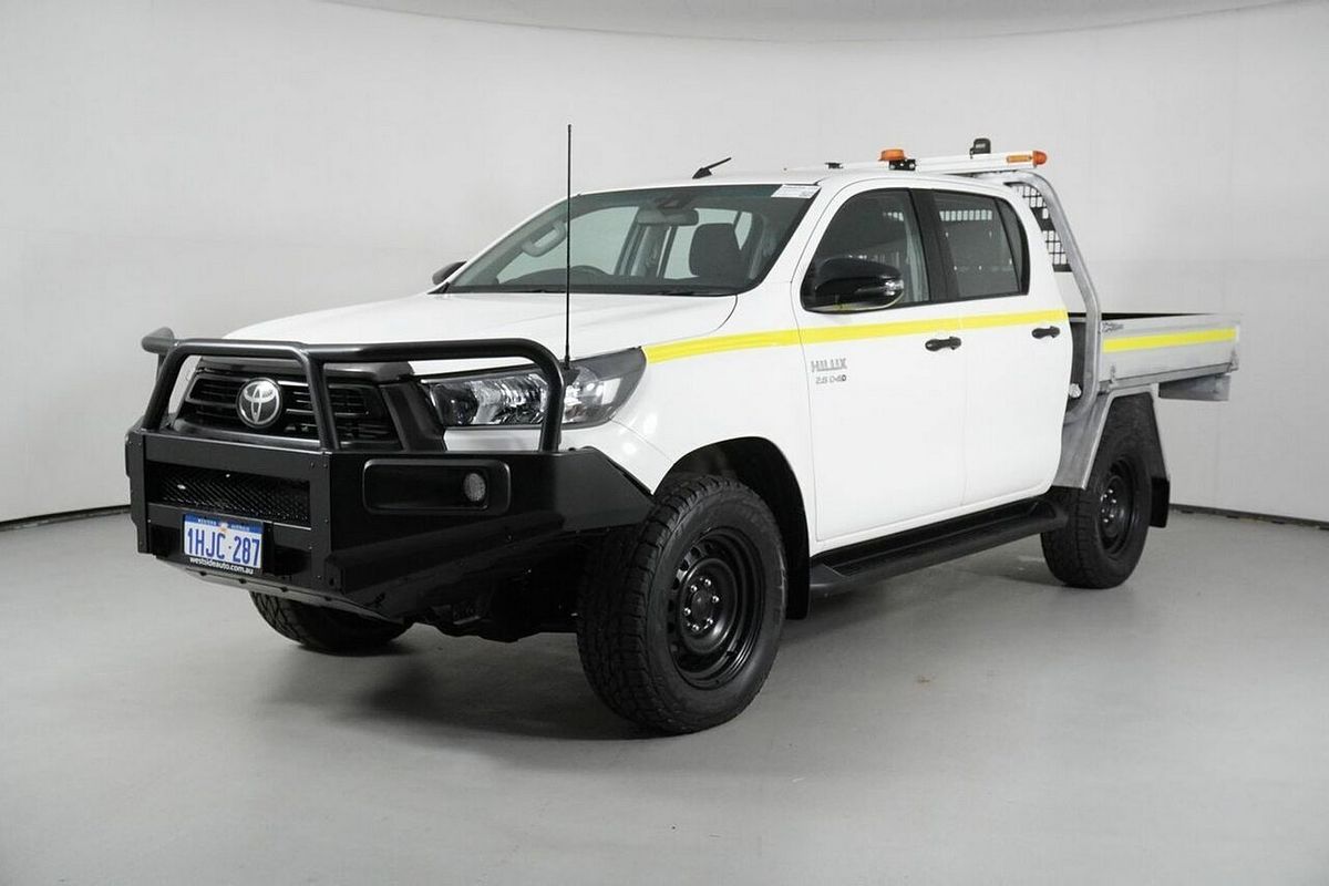 2021 Toyota Hilux SR (4x4) GUN126R Facelift 4X4