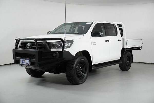 2022 Toyota Hilux SR (4x4) Steel Wheels GUN126R 4X4