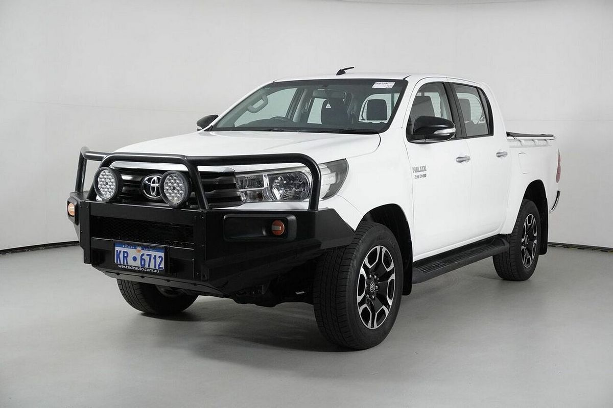 2016 Toyota Hilux SR (4x4) GUN126R 4X4