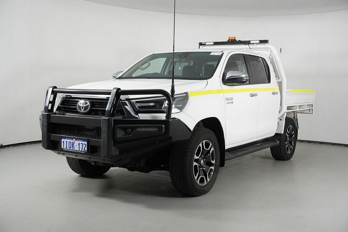 2021 Toyota Hilux SR5 (4x4) GUN126R Facelift 4X4