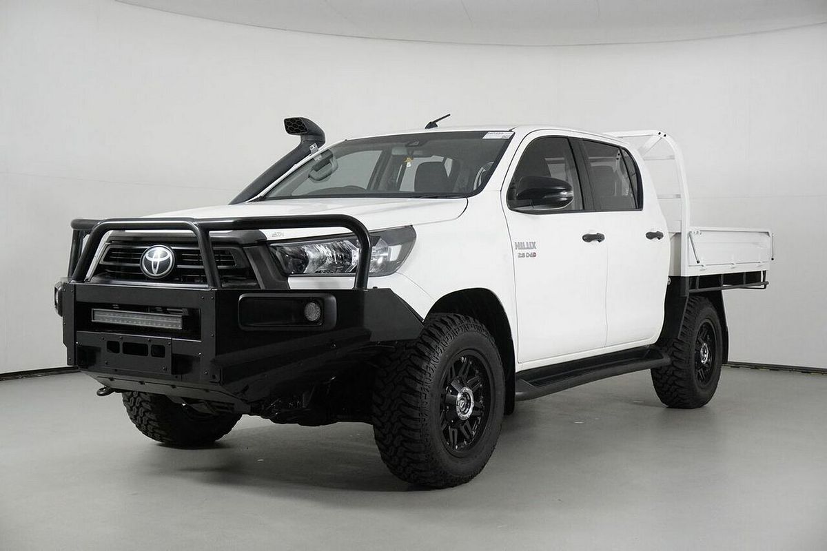 2020 Toyota Hilux SR (4x4) GUN126R Facelift 4X4