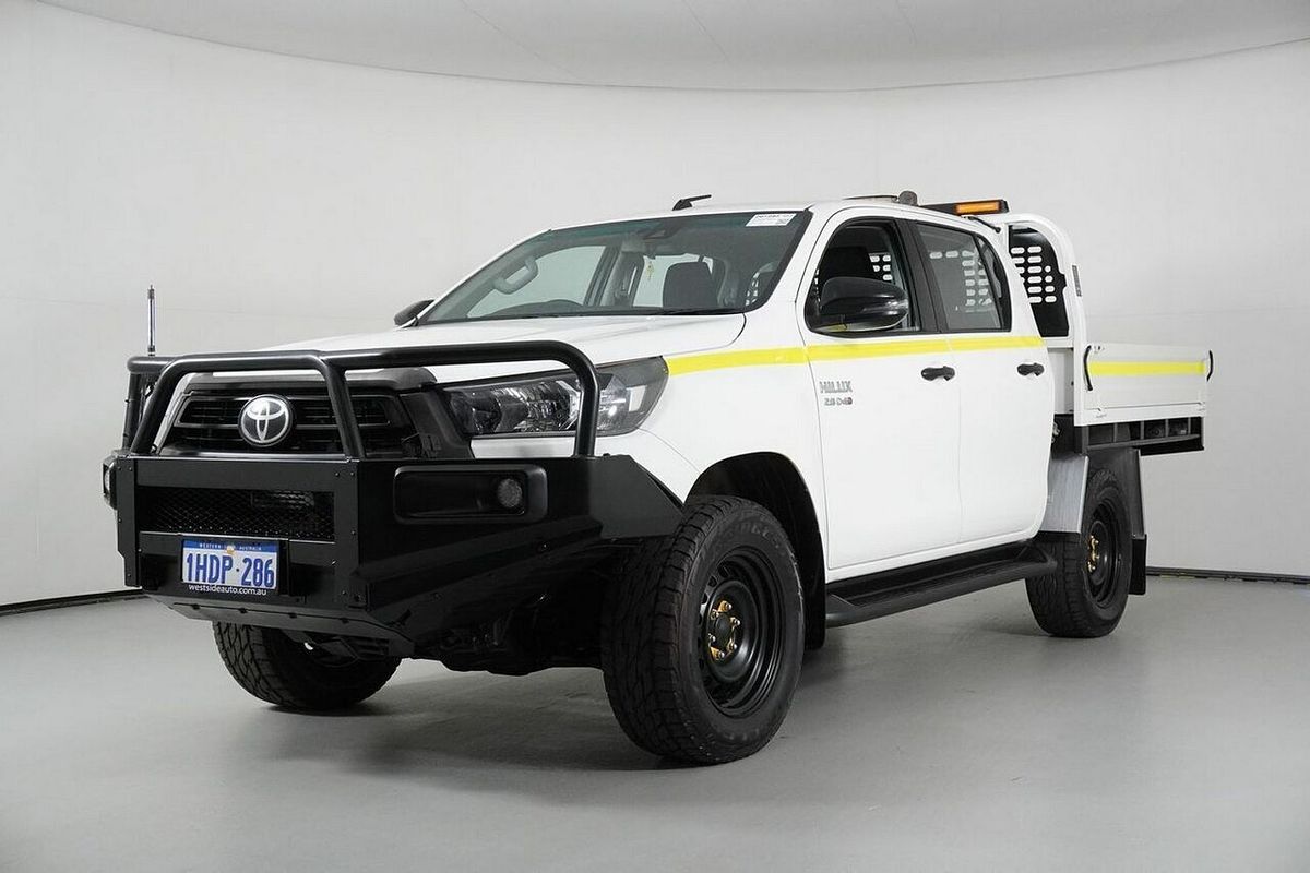 2020 Toyota Hilux SR (4x4) GUN126R Facelift 4X4