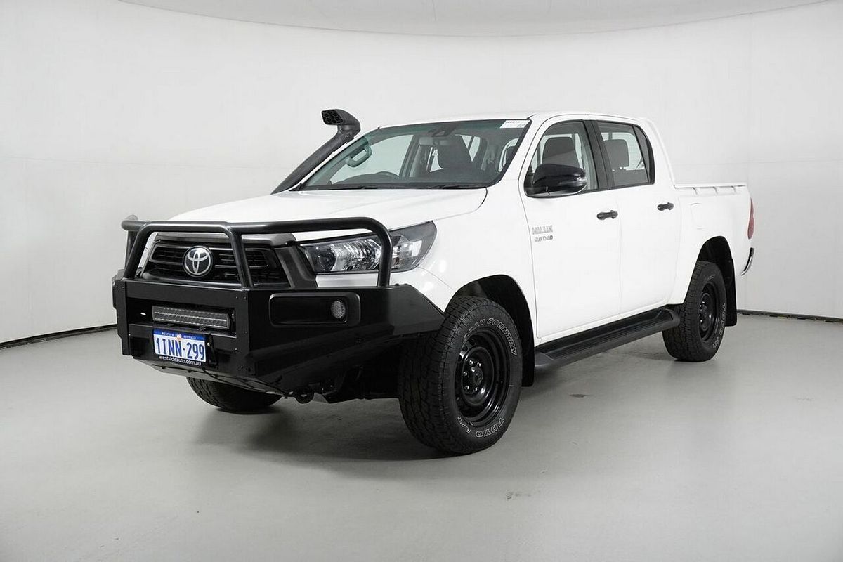 2022 Toyota Hilux SR (4x4) GUN126R 4X4
