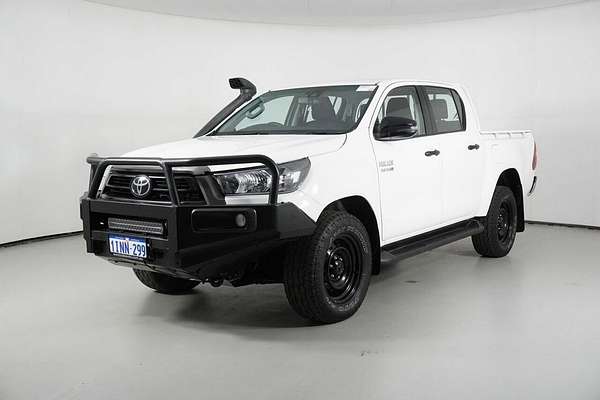 2022 Toyota Hilux SR (4x4) GUN126R 4X4