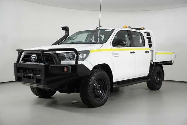 2021 Toyota Hilux SR (4x4) GUN126R Facelift 4X4