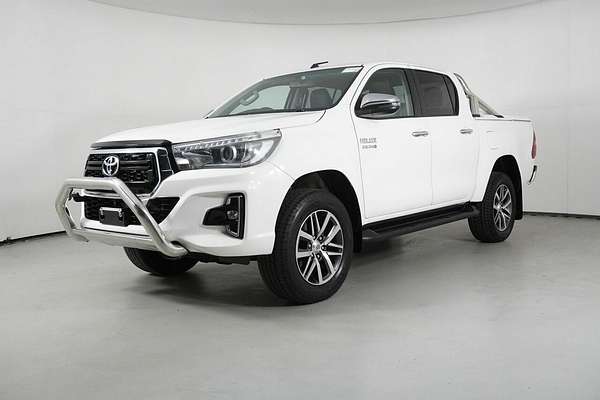 2018 Toyota Hilux SR5 (4x4) GUN126R MY19 4X4