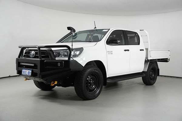 2021 Toyota Hilux SR (4x4) GUN126R Facelift 4X4