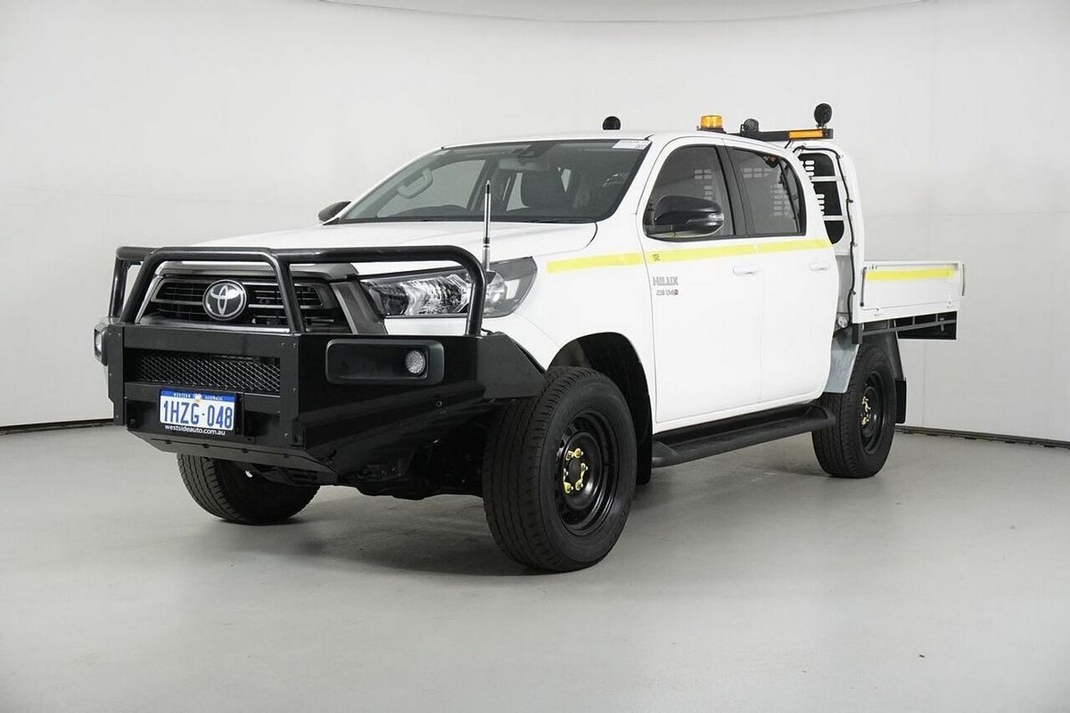 2023 Toyota Hilux SR (4x4) Steel Wheels GUN126R 4X4