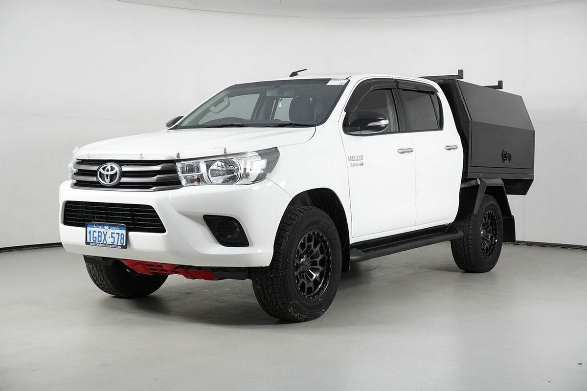 2016 Toyota Hilux SR (4x4) GUN126R 4X4