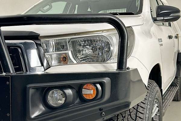 2019 Toyota Hilux SR (4x4) GUN126R MY19 4X4