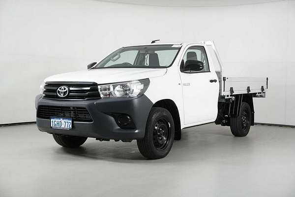 2017 Toyota Hilux Workmate TGN121R Rear Wheel Drive