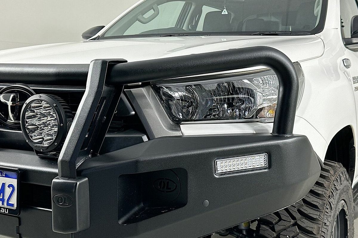 2024 Toyota Hilux SR (4x4) GUN126R 4X4