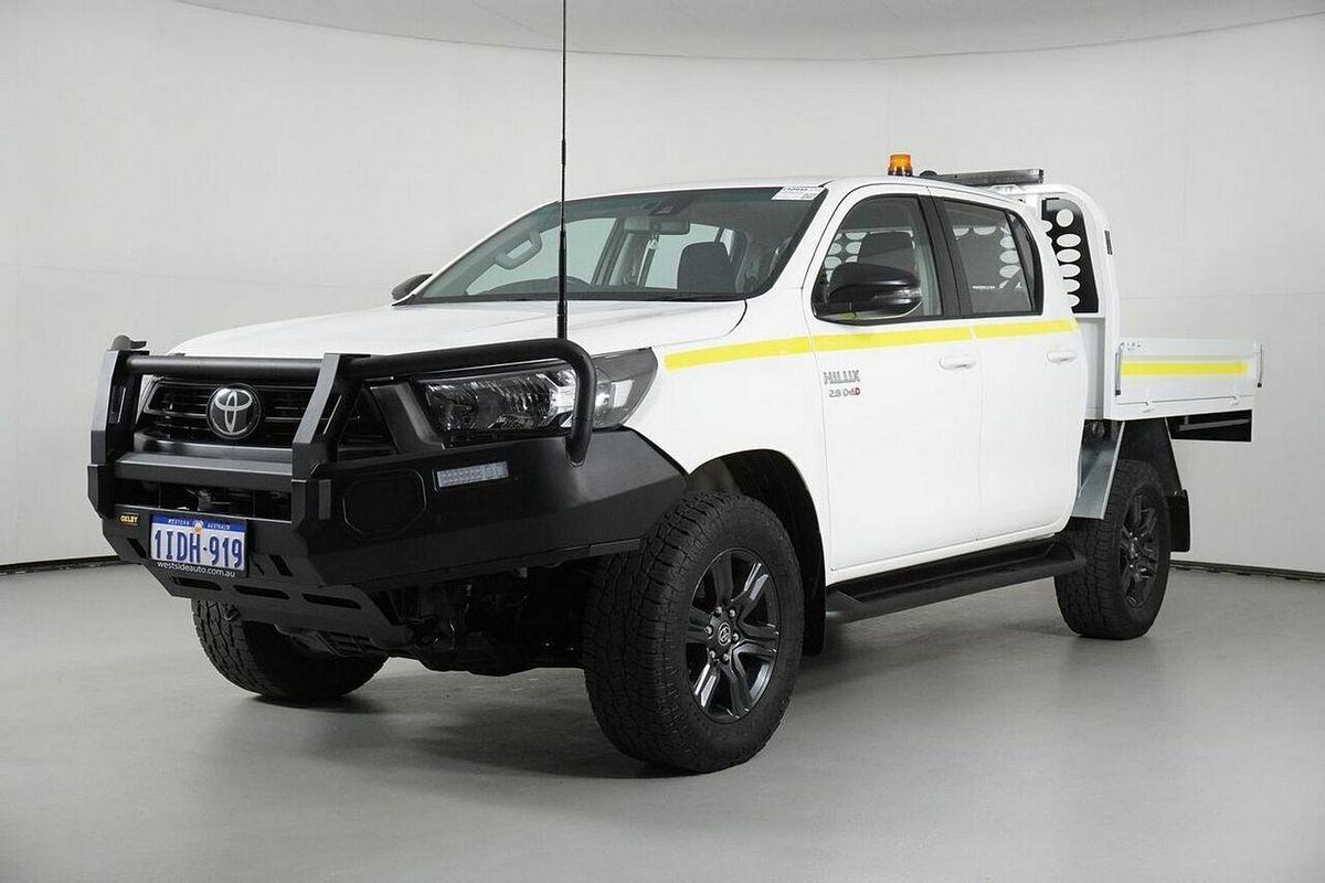 2024 Toyota Hilux SR (4x4) GUN126R 4X4