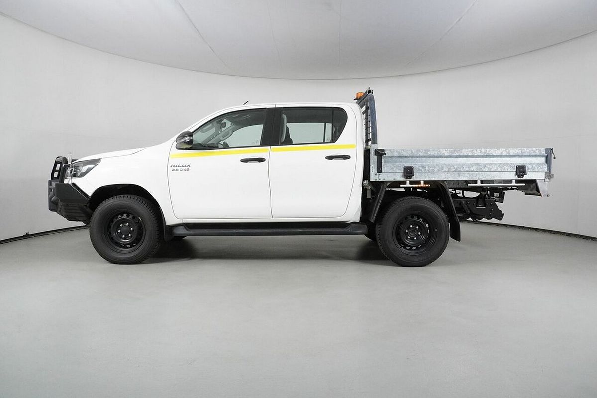 2021 Toyota Hilux SR (4x4) GUN126R 4X4