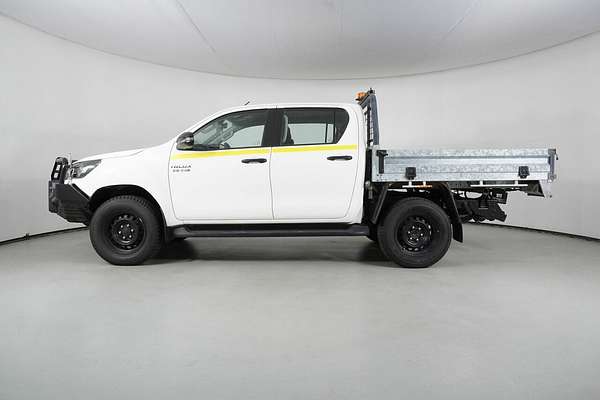 2021 Toyota Hilux SR (4x4) GUN126R 4X4
