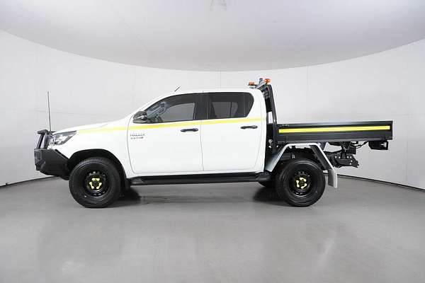 2020 Toyota Hilux SR (4x4) GUN126R Facelift 4X4