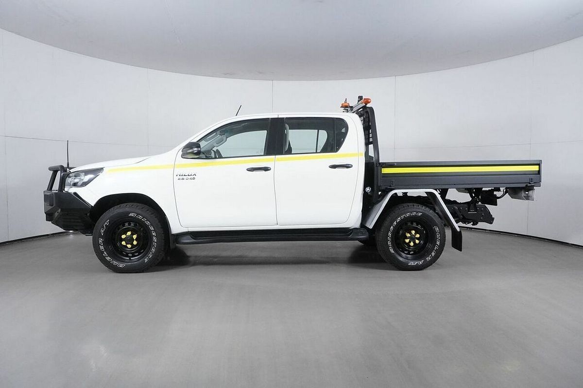 2021 Toyota Hilux SR (4x4) GUN126R Facelift 4X4