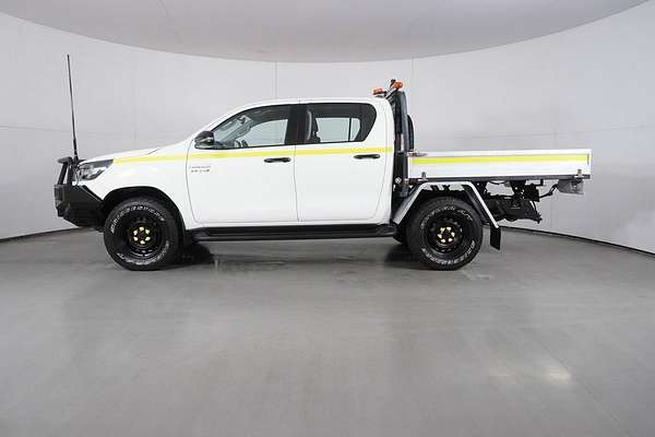 2021 Toyota Hilux SR (4x4) GUN126R Facelift 4X4