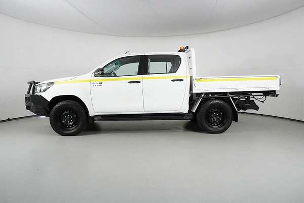 2020 Toyota Hilux SR (4x4) GUN126R Facelift 4X4