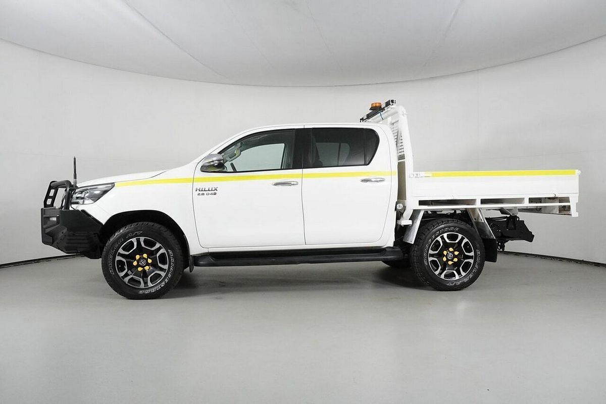 2021 Toyota Hilux SR5 (4x4) GUN126R Facelift 4X4