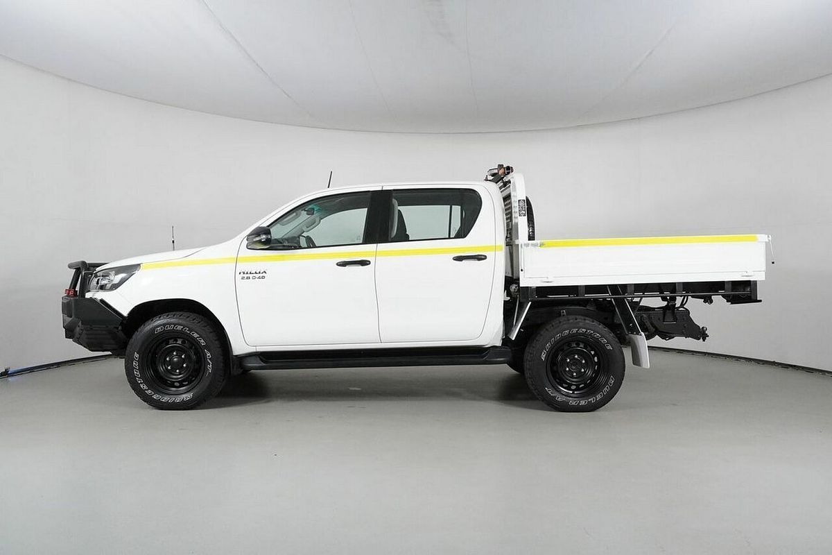 2020 Toyota Hilux SR (4x4) GUN126R Facelift 4X4