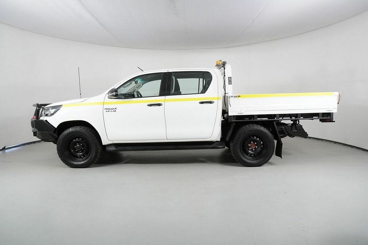 2020 Toyota Hilux SR (4x4) GUN126R Facelift 4X4