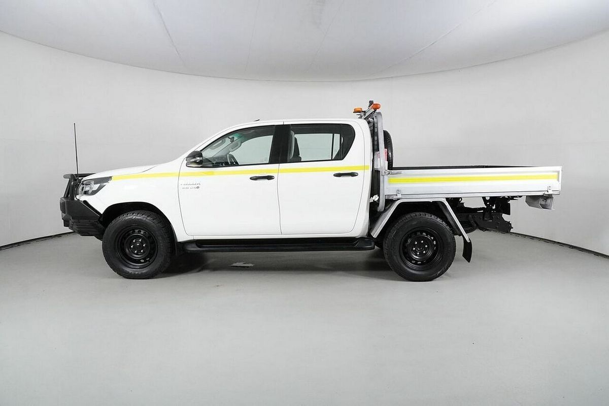 2021 Toyota Hilux SR (4x4) GUN126R Facelift 4X4