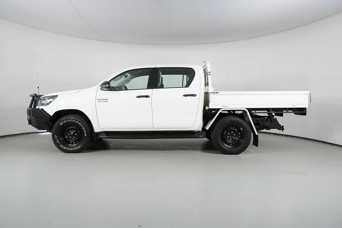 2020 Toyota Hilux SR (4x4) GUN126R Facelift 4X4
