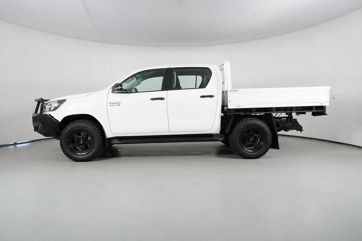 2020 Toyota Hilux SR (4x4) GUN126R Facelift 4X4