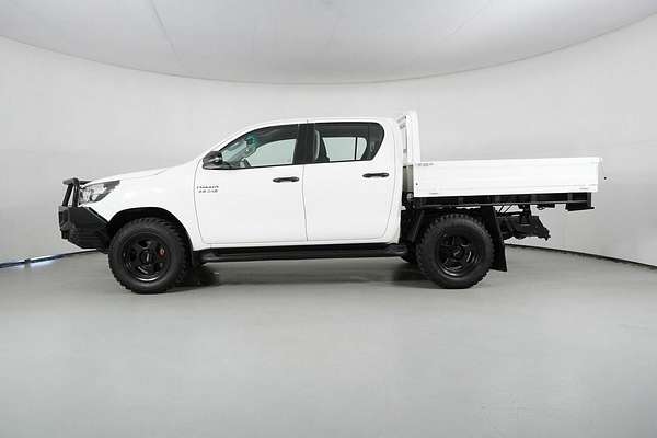2020 Toyota Hilux SR (4x4) GUN126R Facelift 4X4