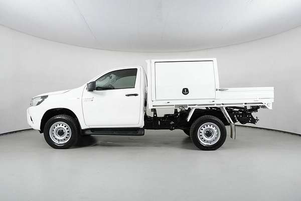 2021 Toyota Hilux SR (4x4) GUN126R Facelift 4X4